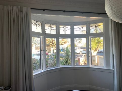 Curved window after painting - Interior view